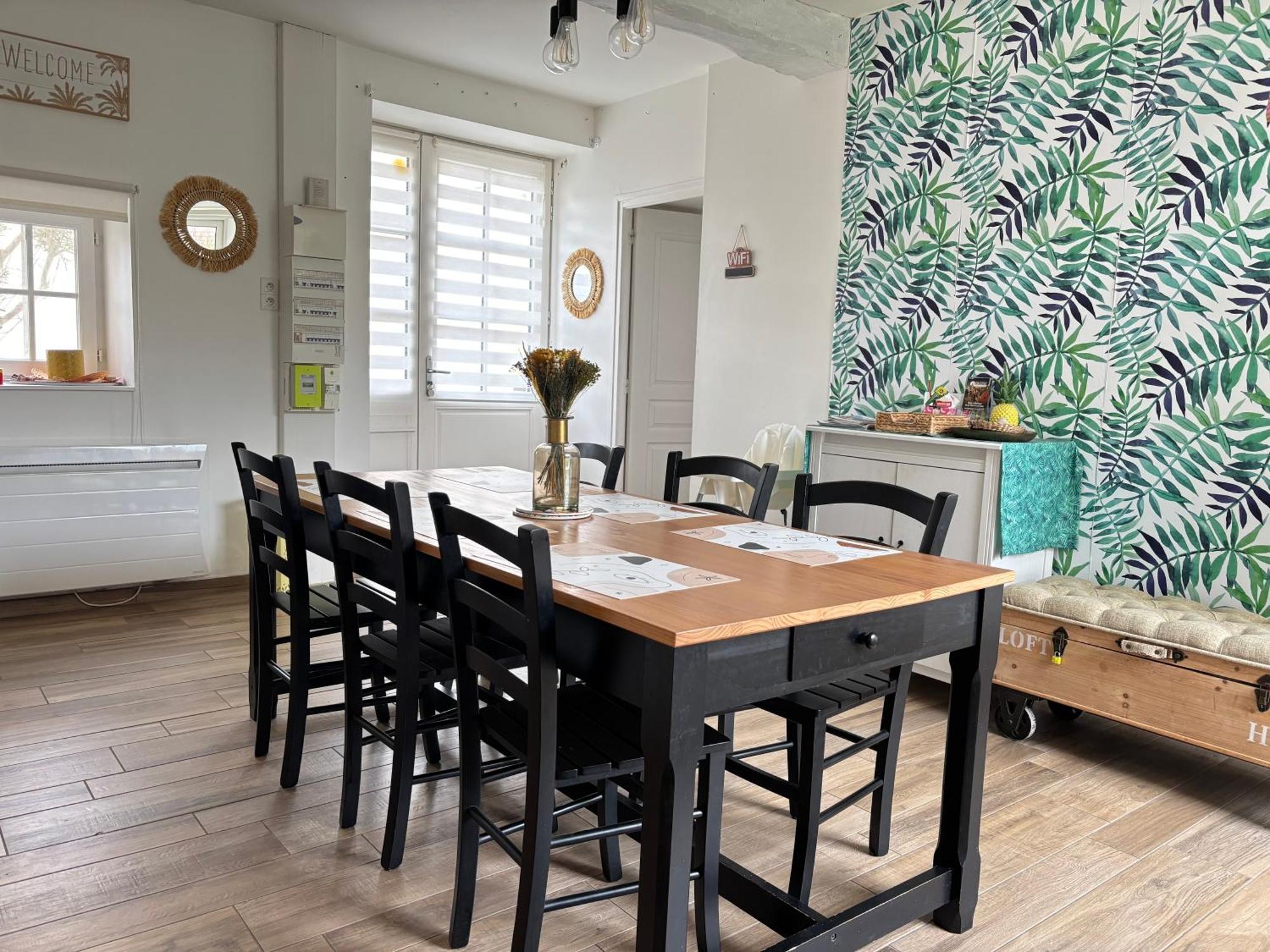 Maison avec jardin, près plages du débarquement, table ping pong, à 800 m d' Omaha beach adaptée jeunes enfants Vierville-sur-Mer Extérieur photo