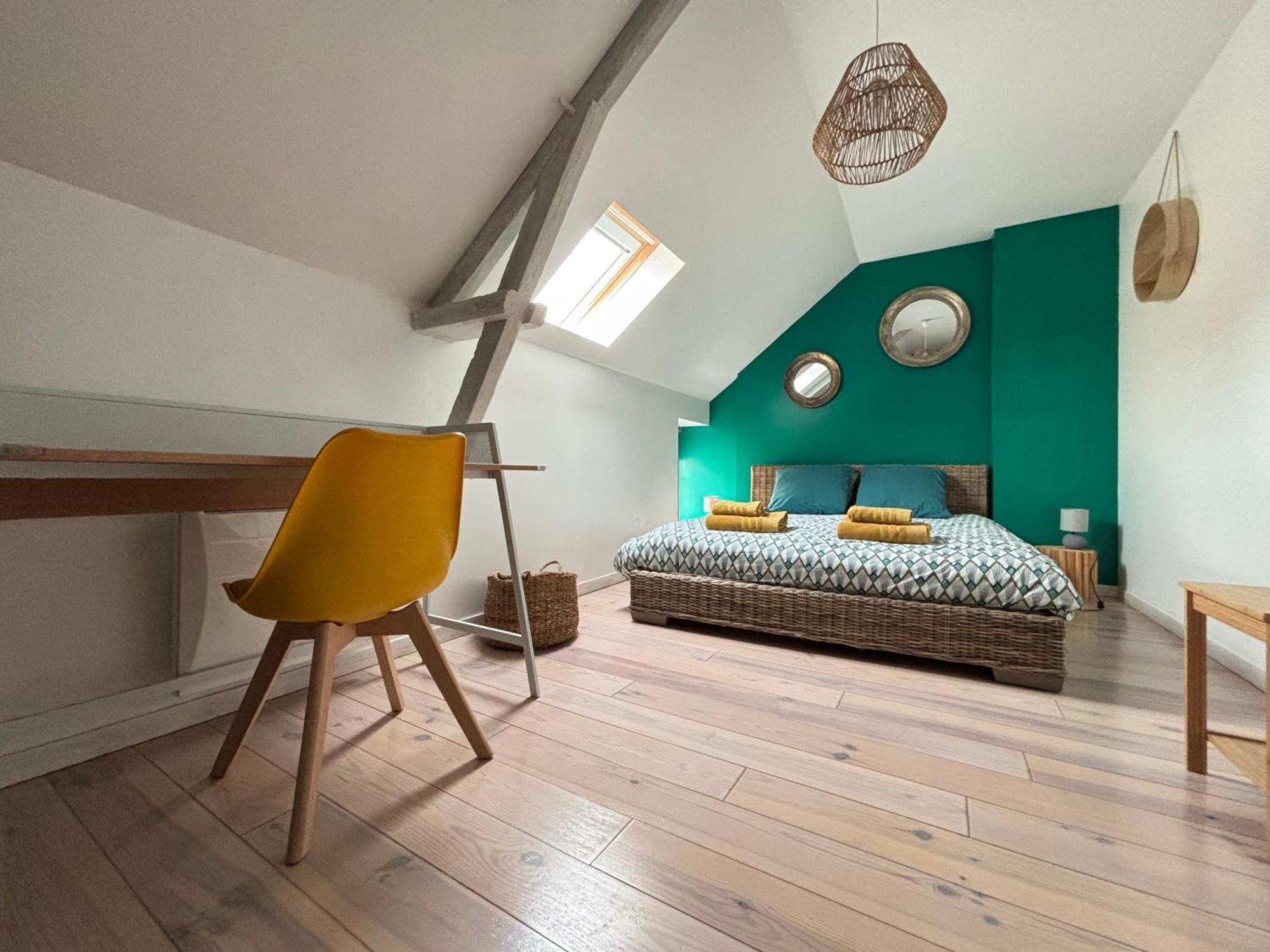 Maison avec jardin, près plages du débarquement, table ping pong, à 800 m d' Omaha beach adaptée jeunes enfants Vierville-sur-Mer Extérieur photo